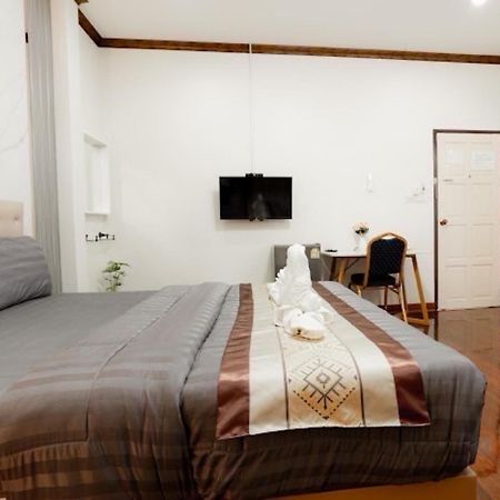 2B Cozy Hostel ตรัง Экстерьер фото